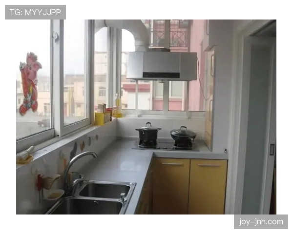 恩比德家里到底多豪？看他厨房装修我就服气了，那点普通人的装修谁比得上