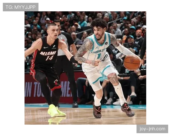 拉梅洛·鲍尔靠精准挡拆助攻数据提升 力压队友成进攻核心