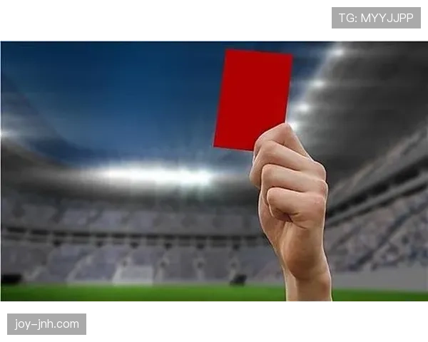 故意踢人是否一定红牌？裁判如何判定犯规意图