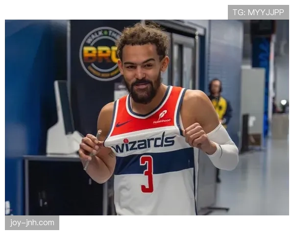 特雷·杨利用挡拆创造机会提升三分效率拉开进攻空间